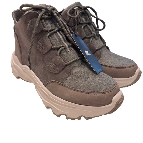 SOREL Women's Gray Kinetic Breakthru Caribou Sneaker Boot Size US 10  EU 41 NEW - Picture 1 of 11